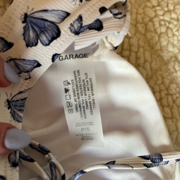 Size small garage bikini - Picture 3 of 3